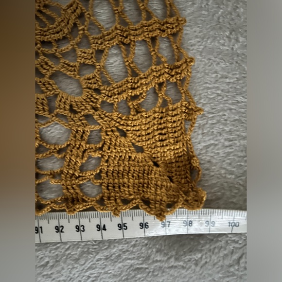 The handmade lace tablecloth, Rectangular brown, Handmade; 56,7 x 38.7 inches - Picture 6 of 8